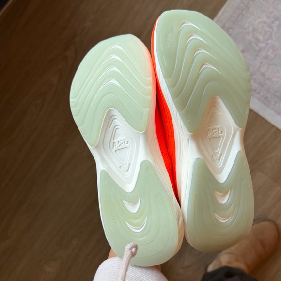 Amazon.com | APL Athletic Propulsion Labs Women Brand new APL techloom zipline sneakers 9.5